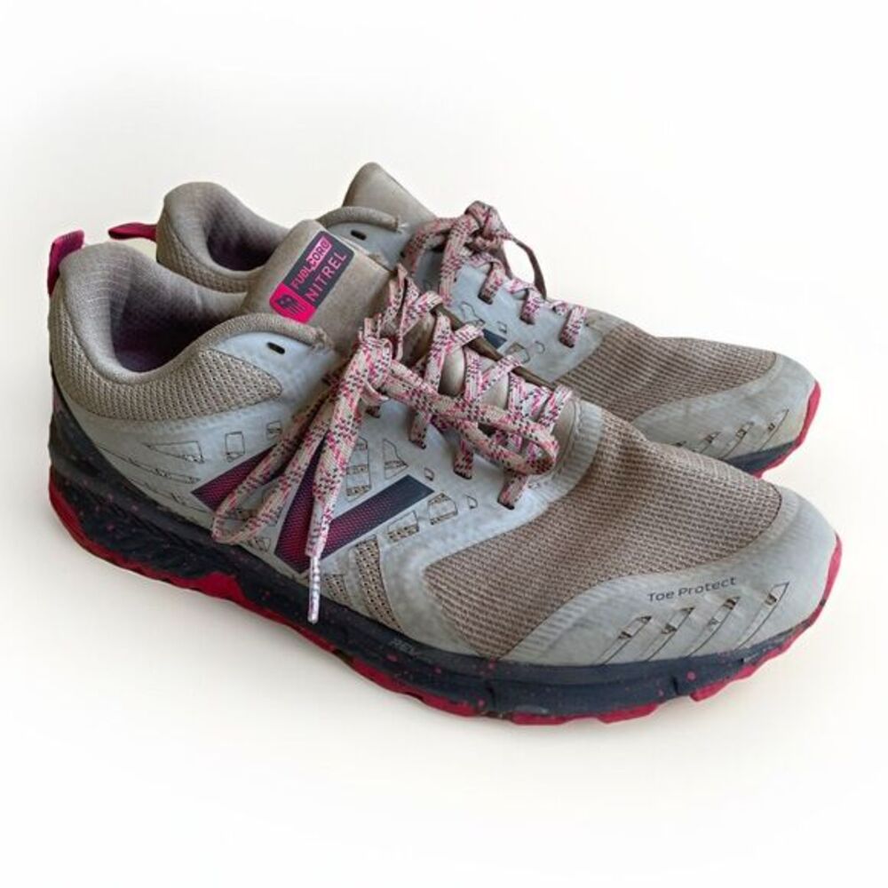 New Balance Women's 9.5 Nitrel‎ FuelCore Trail All Terrain Running Shoes READ